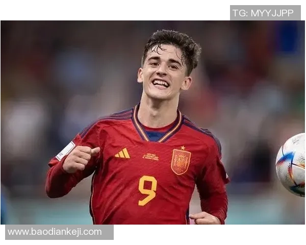 足球明星的痞帅风格如何引领时尚潮流与年轻人的追捧